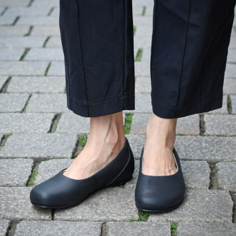 Waldviertler Werkstätten Madame Wunder f Slip-on Shoes black